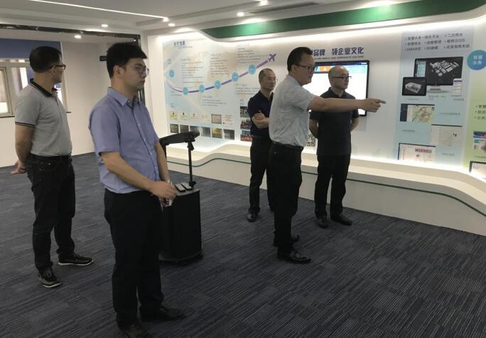 1523868715125588.jpg b.jpg